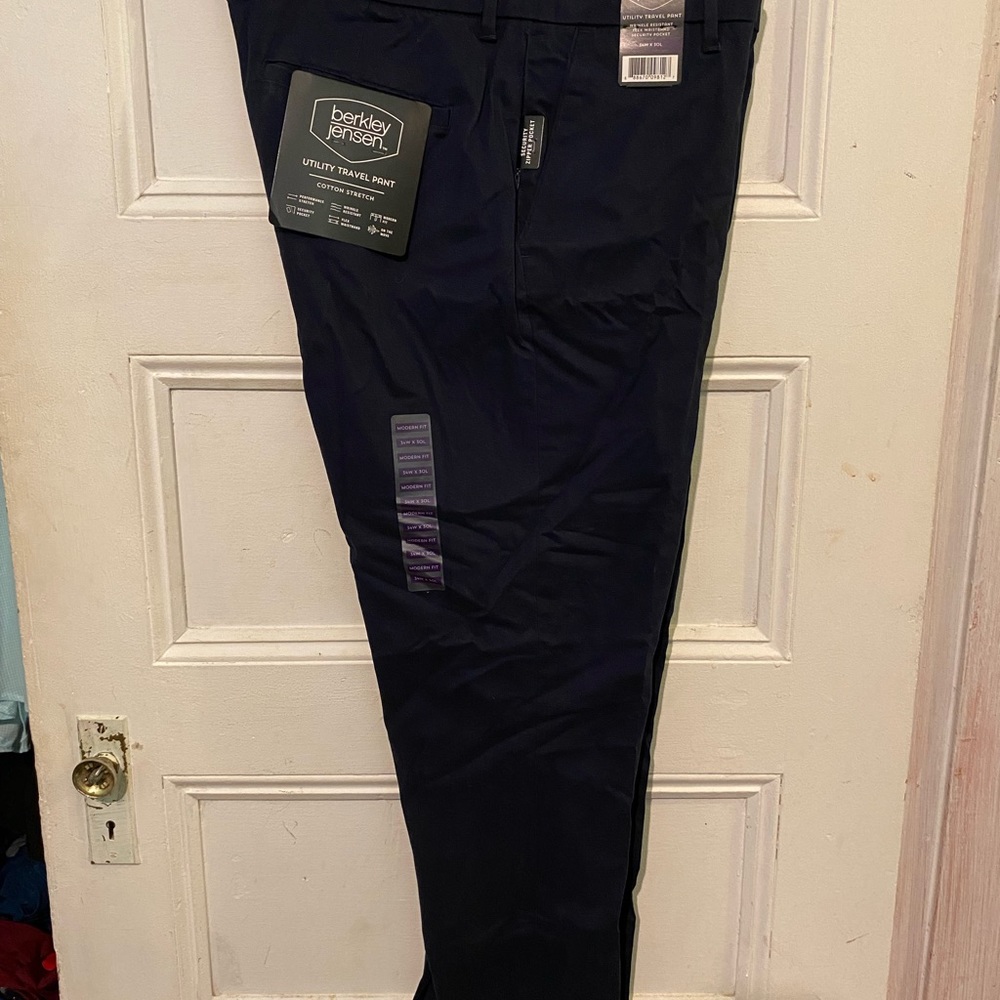 Berkeley Jensen Utility Travel Pants